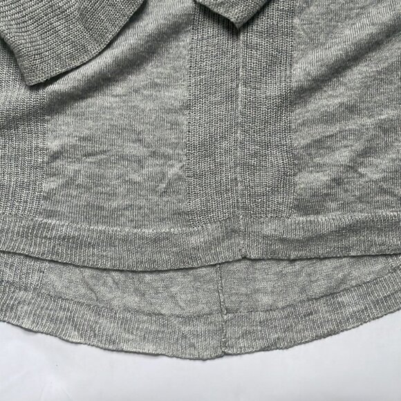 Halogen Oversized Lightweight V Neck Gray Sweater Size Medium - Picture 9 of 15